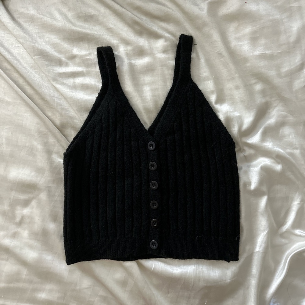 knitted tank top
